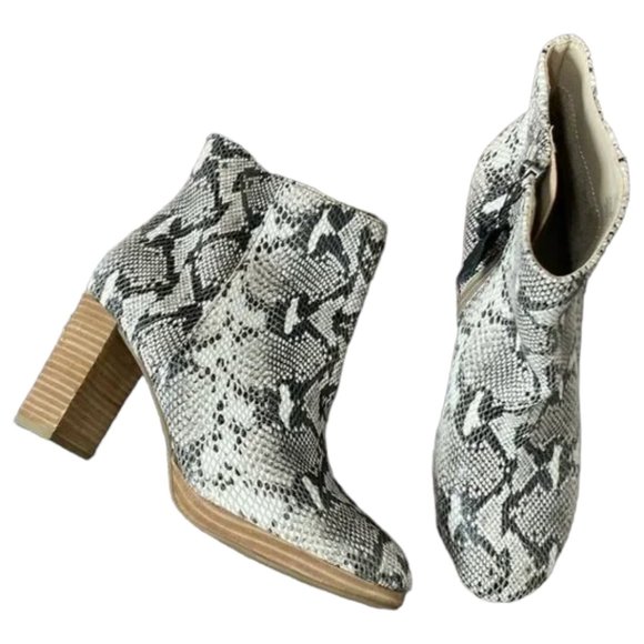 American Rag Womens Hayes Genuine Leather Block Heel Booties, Snake Skin Print - Picture 4 of 9